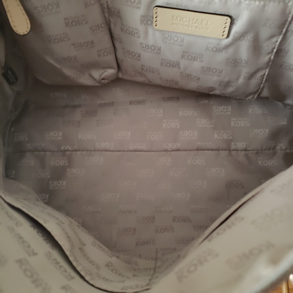 Michael Kors Rose Gold Dome Satchel! - Picture 14 of 14